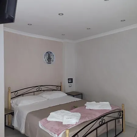 Lacasadama Gasthuis Lamezia Terme